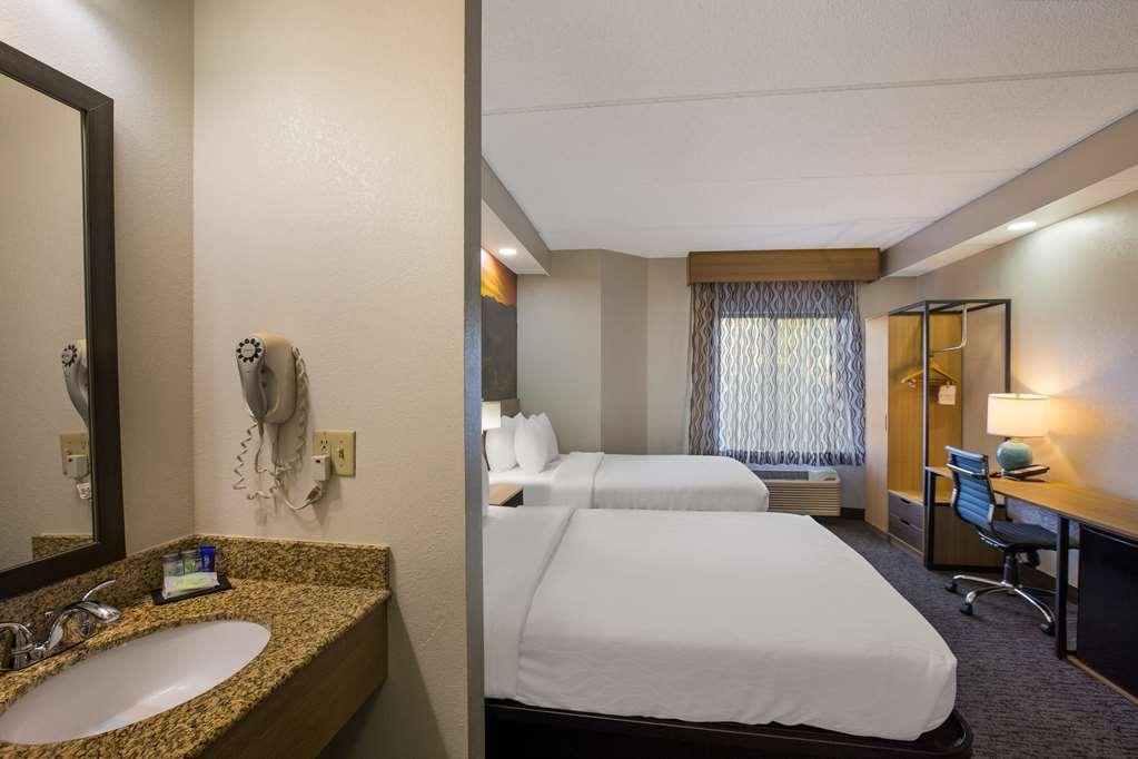Clarion Pointe Sevierville-Pigeon Forge Quarto foto